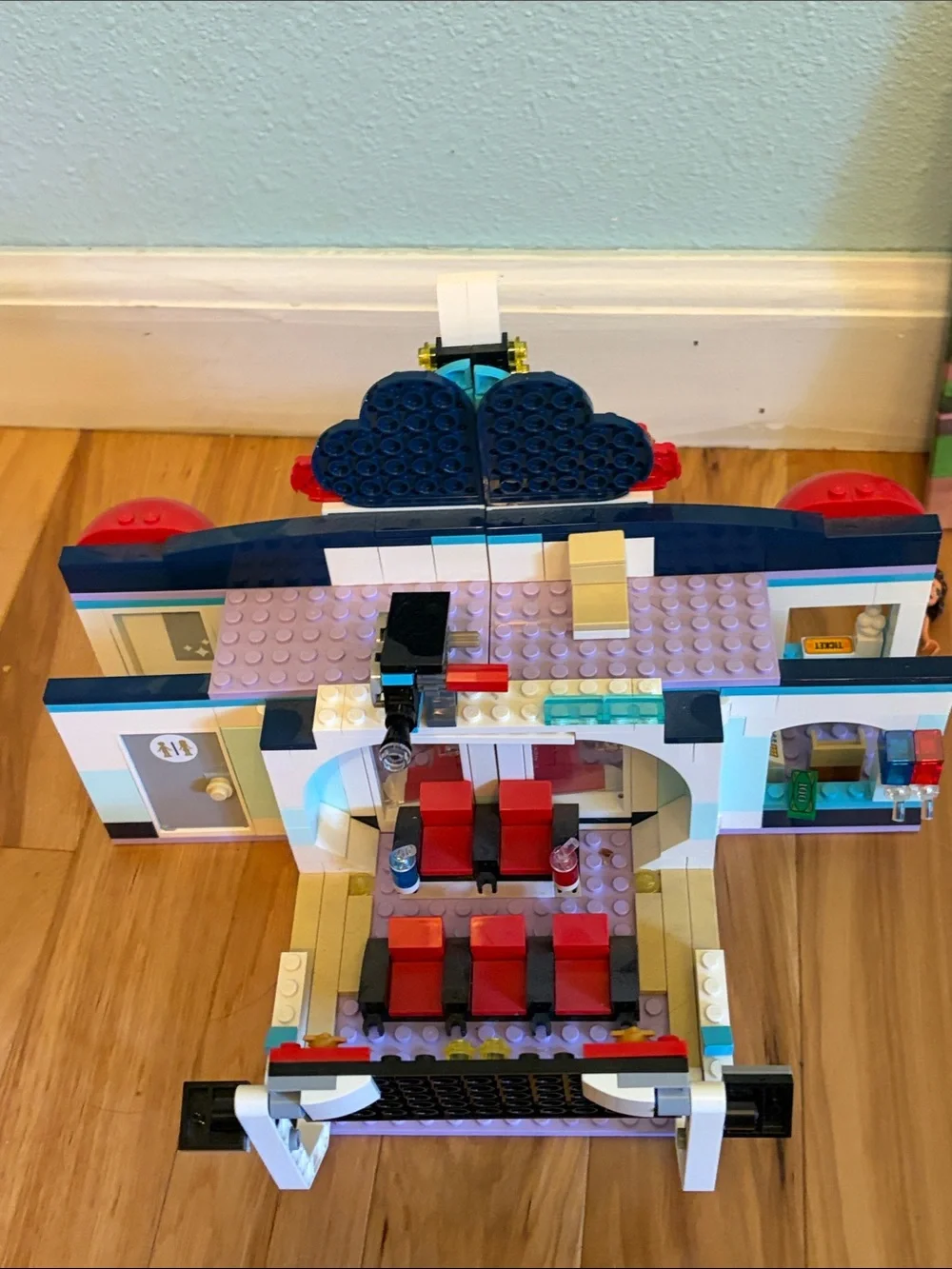 Lego Friends Heartlake City Movie Theater